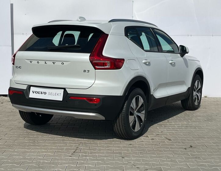 Volvo XC40 17