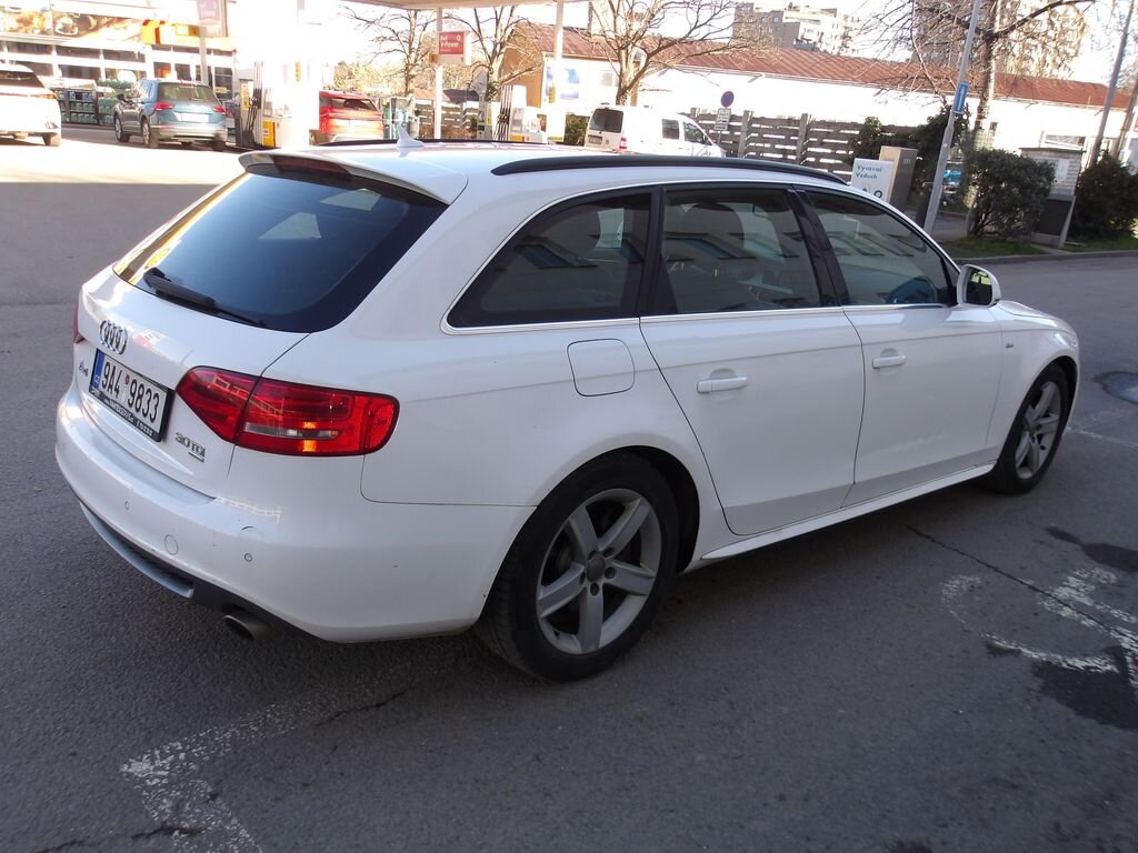 Audi A4 Kombi 3,0 l 176 kw