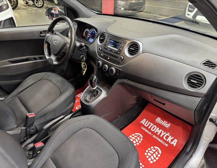 Hyundai i10 Hatchback 1,2 l 64 kw