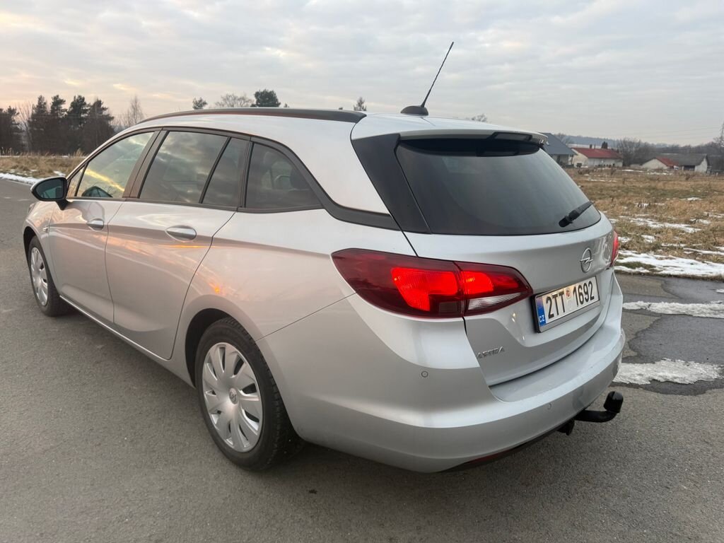 Opel Astra Kombi 1,2 l 81 kw