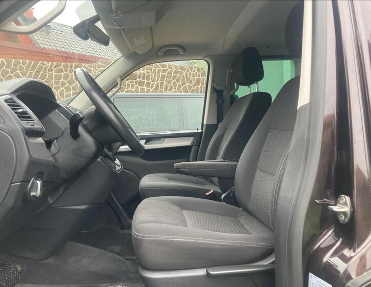 Volkswagen Multivan 19
