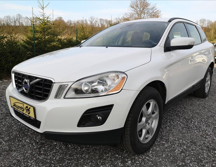 Volvo XC60 Kombi 2,4 l 136 kw