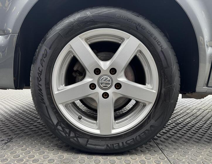 Volkswagen Multivan 43