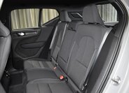 Volvo EX40 SUV / Terénní 0,0 185 kw