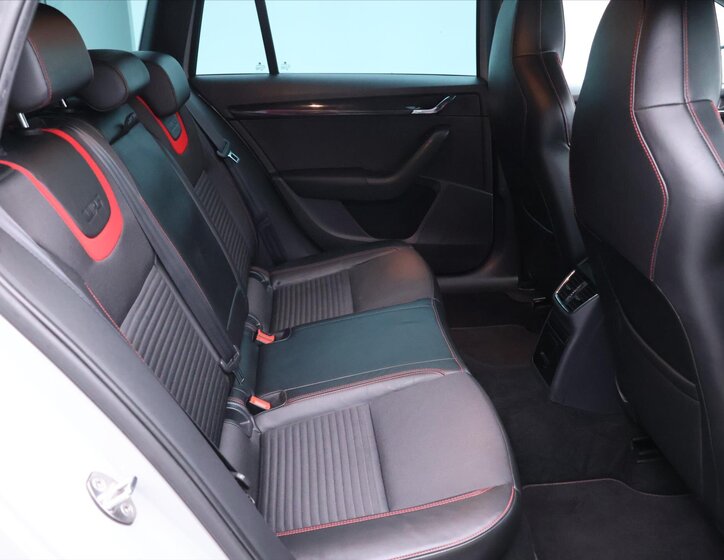 Škoda Octavia Kombi 2,0 l 135 kw