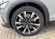 Volvo V60 30