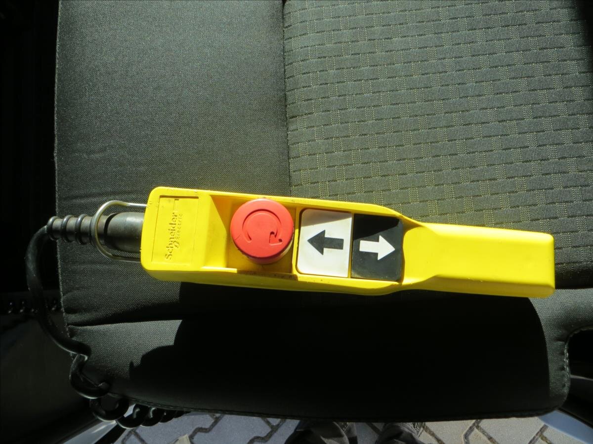 Ford Transit Sklápěč 2,0 l 125 kw