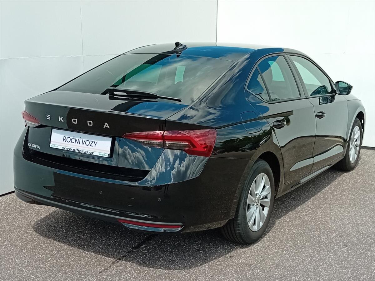 Škoda Octavia Sedan / Limuzína 1,5 l 110 kw