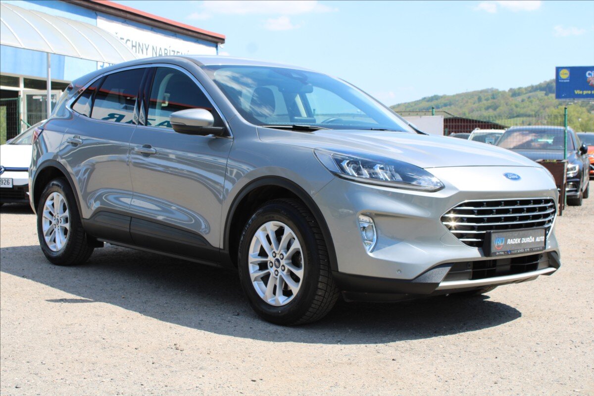 Ford Kuga SUV / Terénní 1,5 l 110 kw