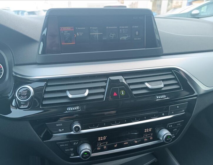 BMW Řada 5 Kombi 2,0 l 140 kw