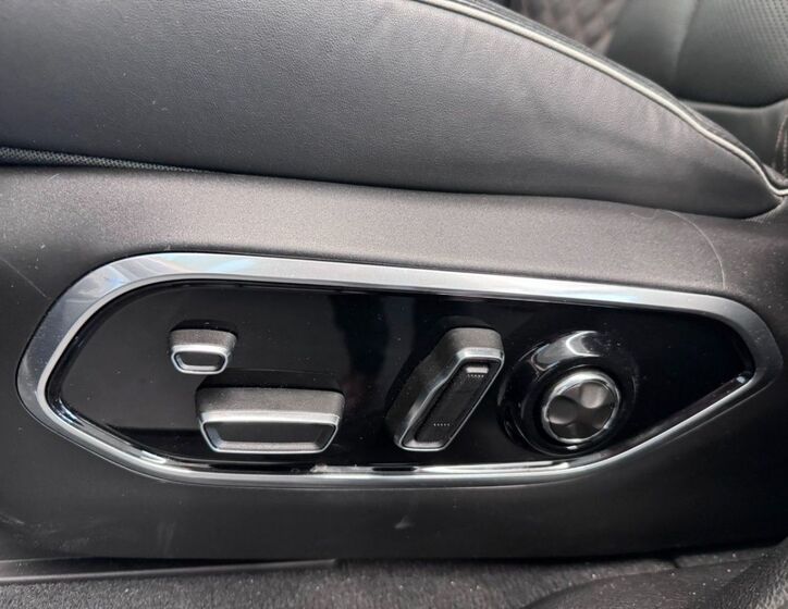 Jeep Grand Cherokee 18