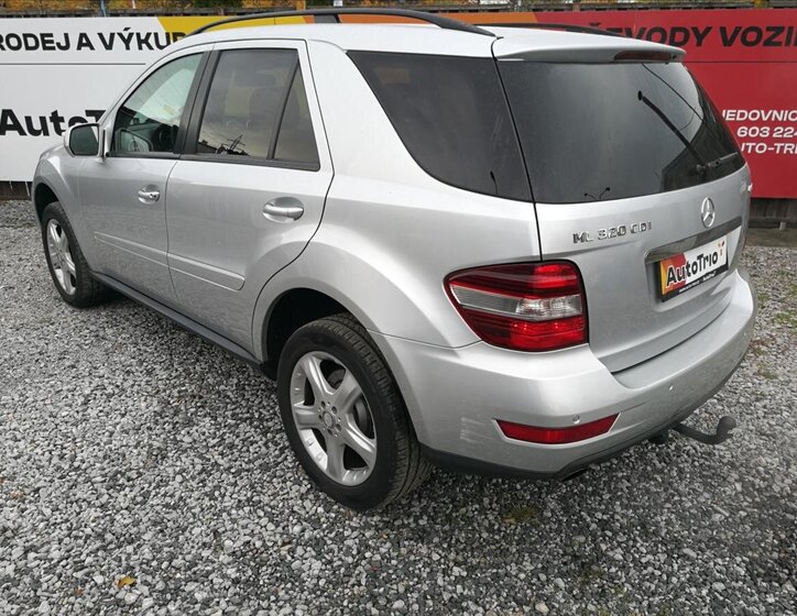 Mercedes-Benz Třídy M Kombi 3,0 l 165 kw