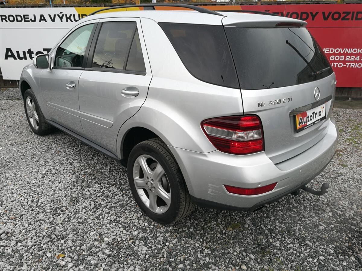 Mercedes-Benz Třídy M Kombi 3,0 l 165 kw