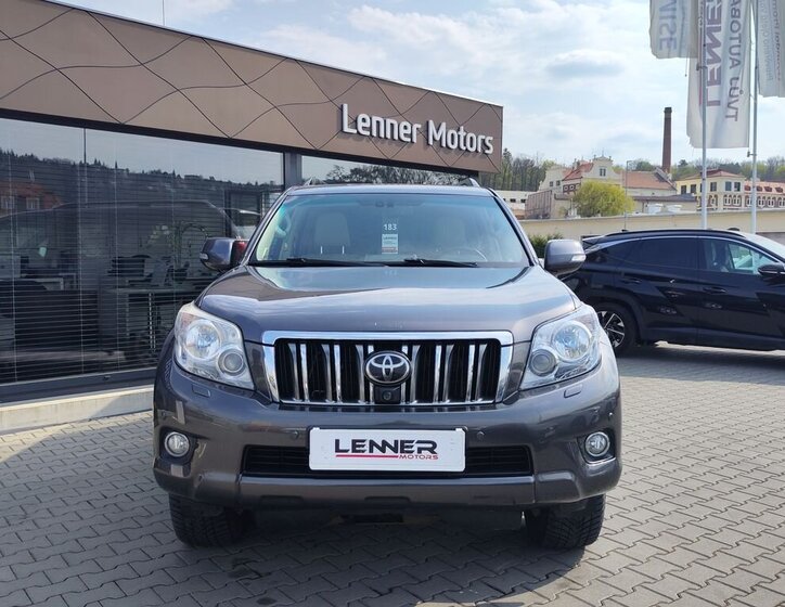 Toyota Land Cruiser SUV / Terénní 3,0 l 127 kw