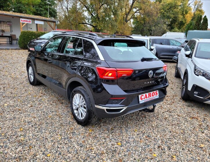 Volkswagen T-Roc 5