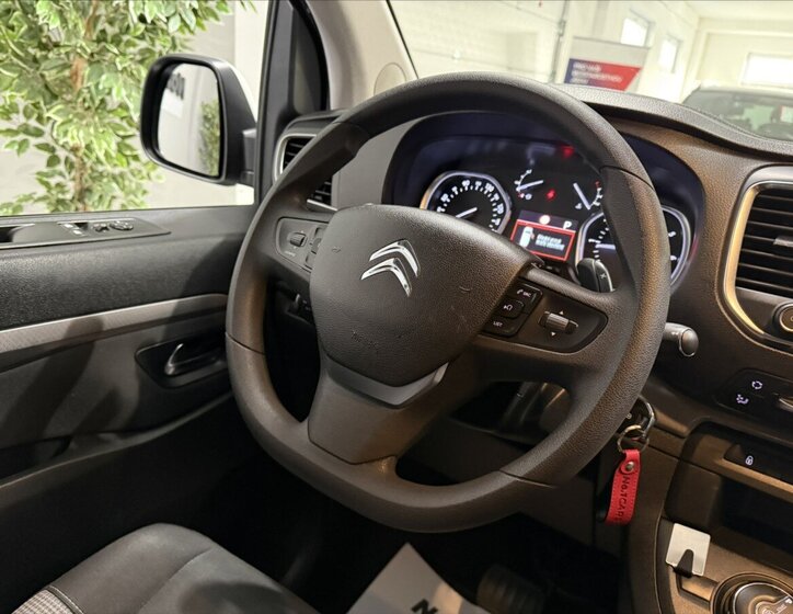 Citroën SpaceTourer 21