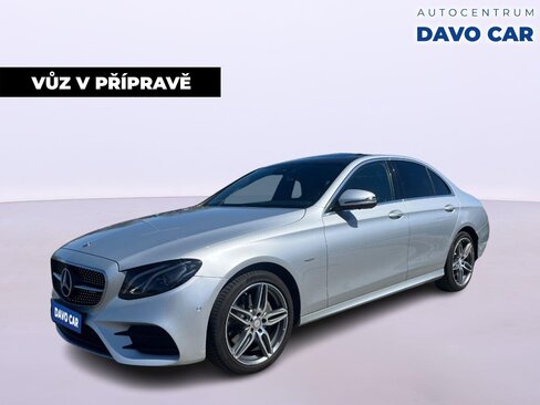 Mercedes-Benz Třídy E Sedan / Limuzína 2,0 l 143 kw