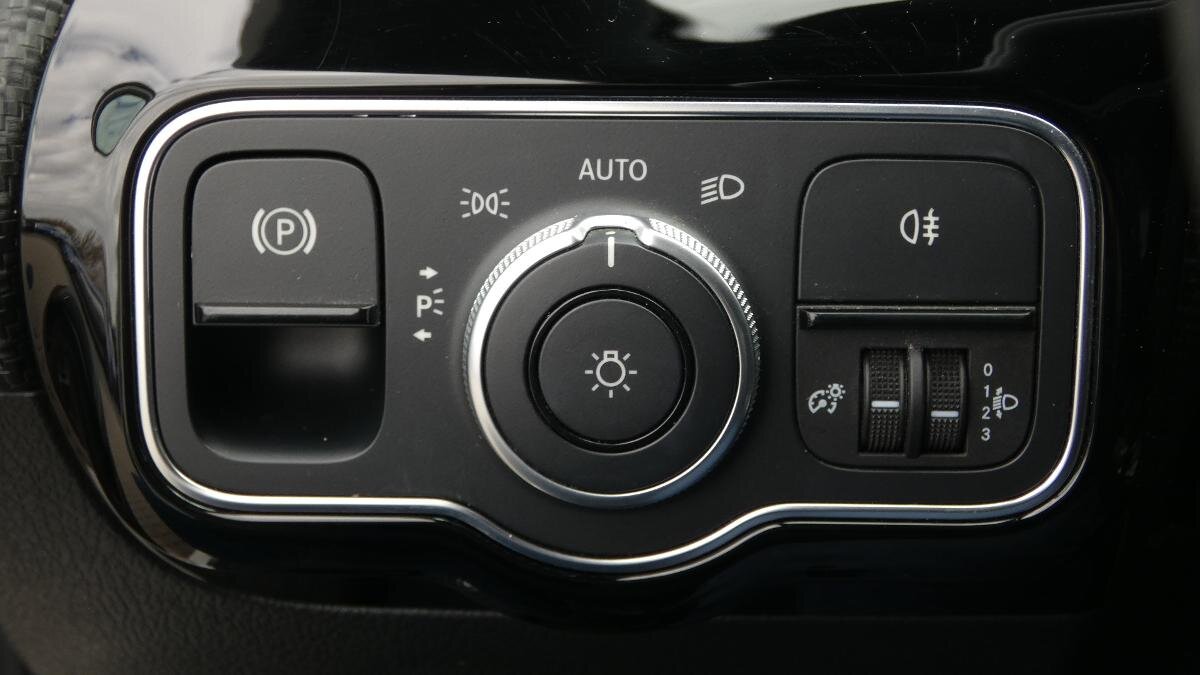 Mercedes-Benz Třídy A Sedan / Limuzína 2,0 l 85 kw