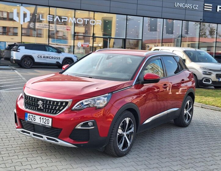 Peugeot 3008 SUV / Terénní 1,5 l 96 kw