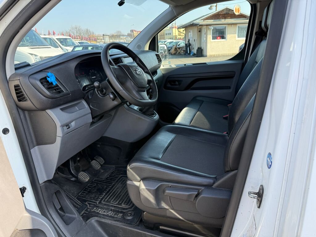 Toyota ProAce Skříň 2,0 l 90 kw