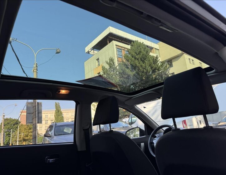 Nissan Qashqai SUV 1,5 l 76 kw