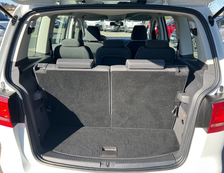 Volkswagen Touran MPV 1,2 l 77 kw