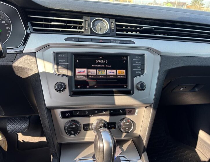 Volkswagen Passat Kombi 2,0 l 110 kw