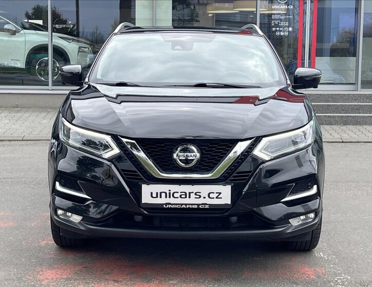 Nissan Qashqai SUV / Terénní 1,3 l 103 kw
