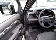 Land Rover Defender SUV / Terénní 3,0 l 183 kw