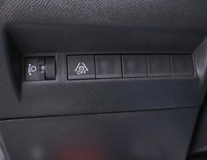 Peugeot 2008 SUV 1,2 l 74 kw