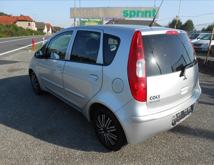 Mitsubishi Colt Hatchback 1,3 l 70 kw