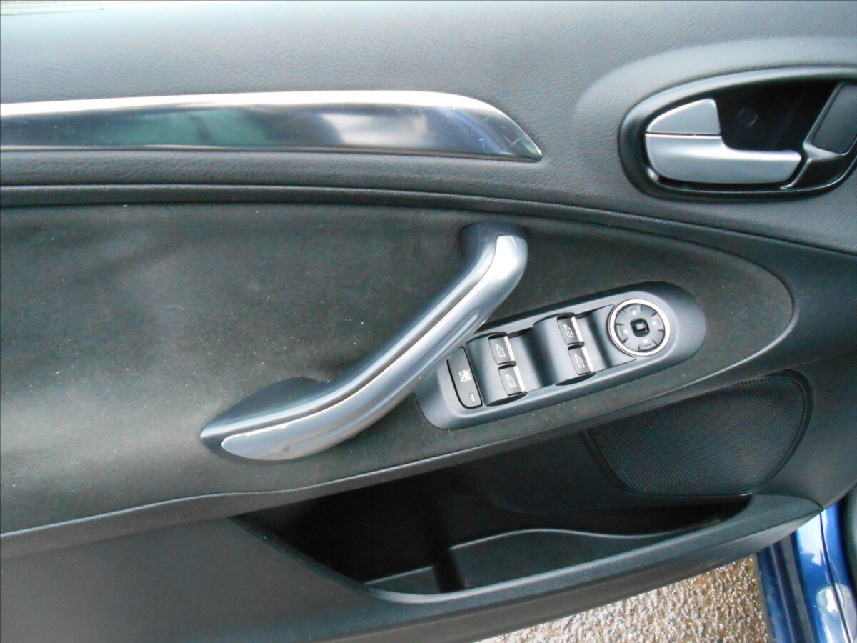 Ford Galaxy Kombi 2,0 l 103 kw