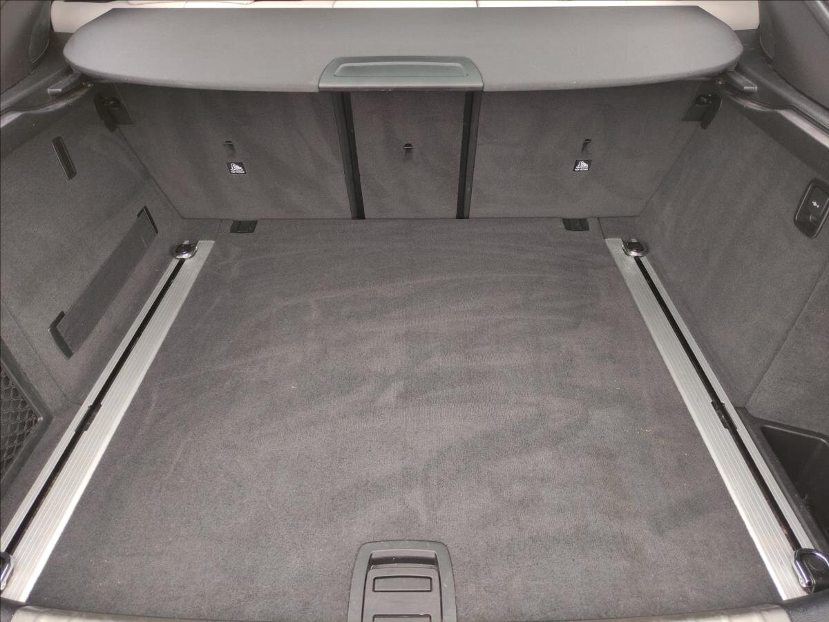 BMW X6 SUV 3,0 l 230 kw