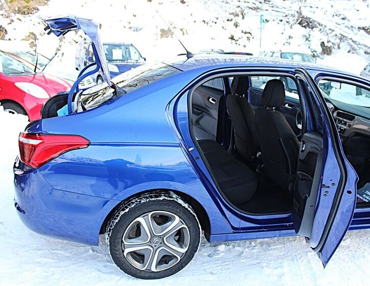 Citroën C-Elysée Sedan 1,2 l 61 kw