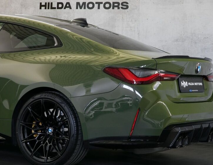 BMW M4 Kupé 3,0 l 353 kw