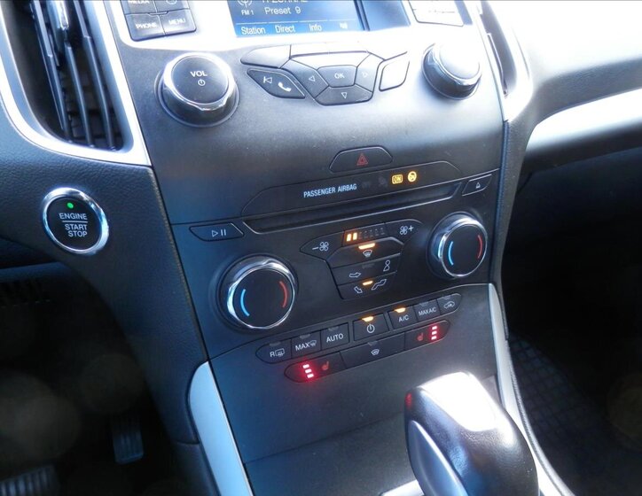 Ford S-MAX MPV 2,0 l 110 kw