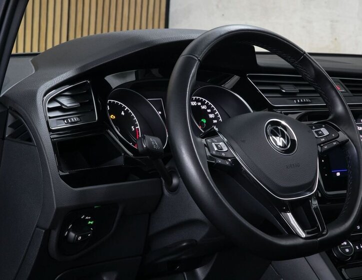 Volkswagen Touran MPV 2,0 l 110 kw