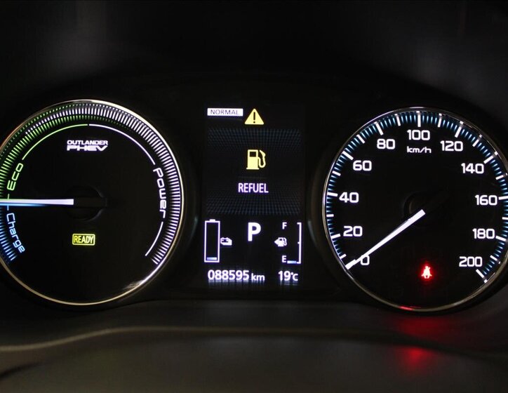 Mitsubishi Outlander SUV 2,0 l 89 kw