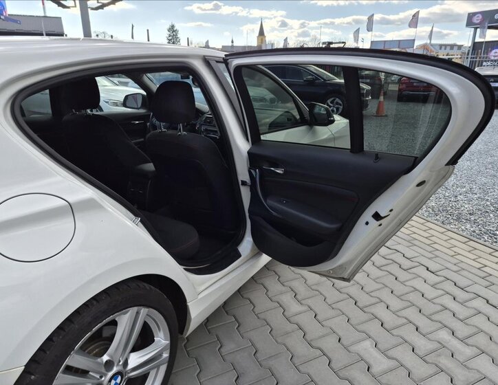 BMW Řada 1 Hatchback 2,0 l 135 kw