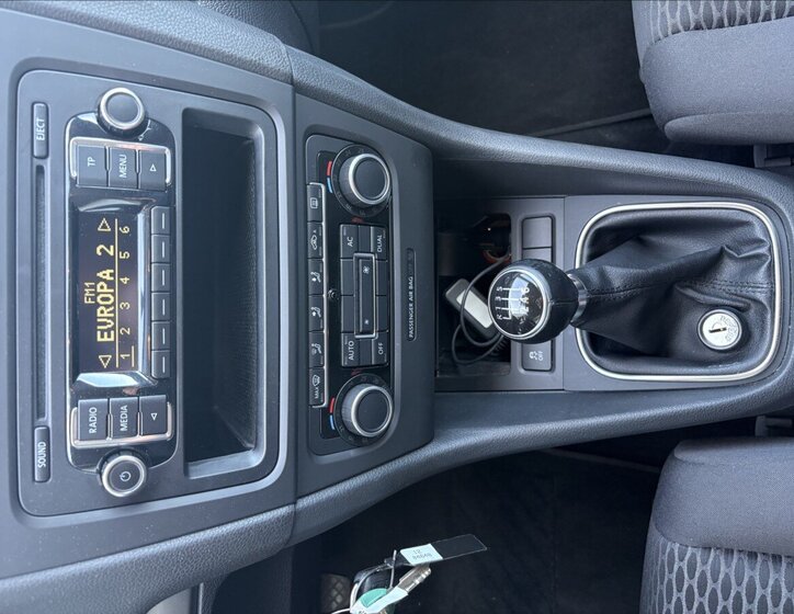 Volkswagen Golf Hatchback 1,2 l 77 kw