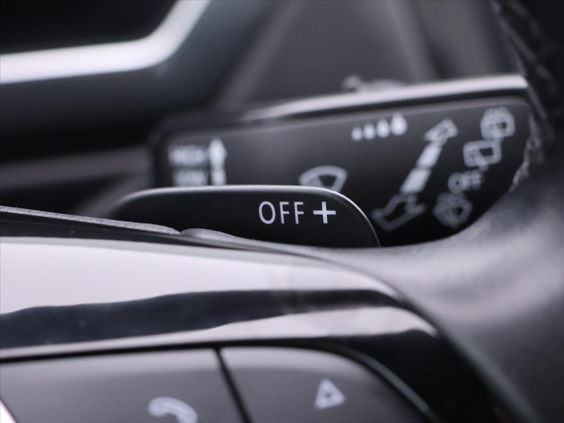 Volkswagen Tiguan SUV 2,0 l 132 kw