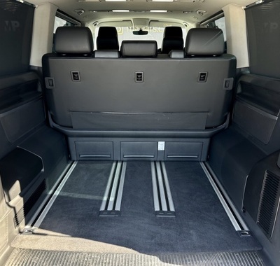 Volkswagen Multivan 24