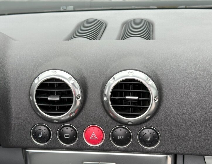 Audi TT Kabriolet 1,8 l 110 kw