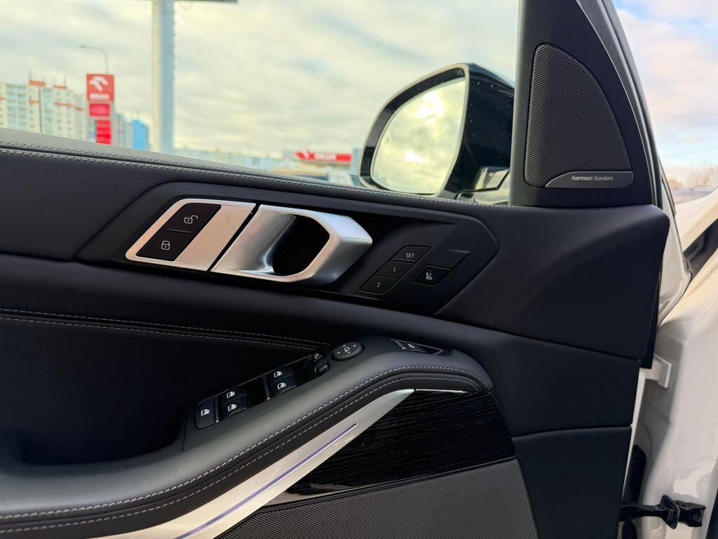 BMW X5 SUV / Terénní 3,0 l 250 kw