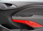 Opel Adam Hatchback 1,4 l 64 kw