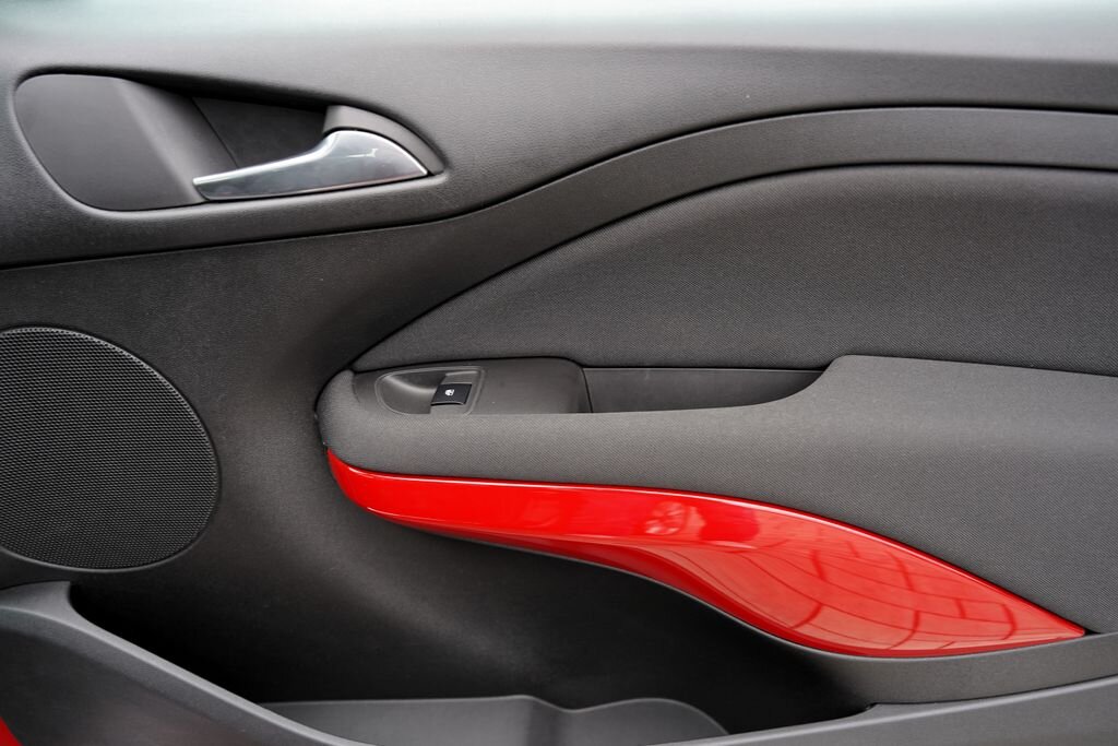 Opel Adam Hatchback 1,4 l 64 kw