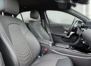 Mercedes-Benz Třídy A Hatchback 1,3 l 100 kw