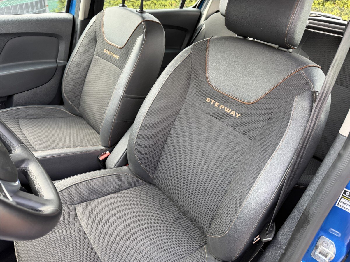 Dacia Sandero Hatchback 898,0 66 kw