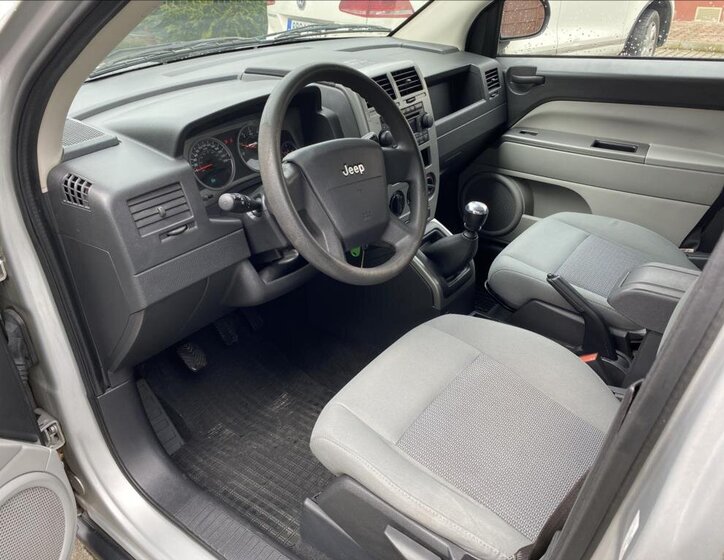 Jeep Compass SUV 2,0 l 103 kw