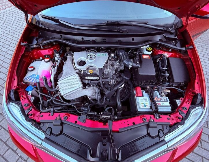 Toyota Auris Kombi 1,2 l 86 kw